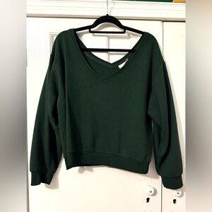 Universal Thread Deep Green V-Neck Sweater